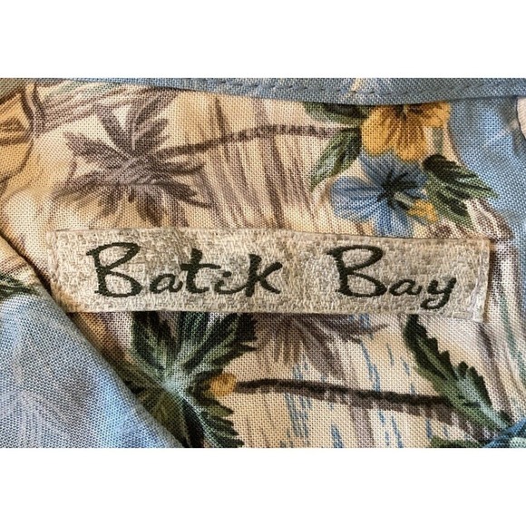 Batik Bay Button Up Hawaiian Shirt Size XL Men’s Blue Short Sleeve - Picture 3 of 7